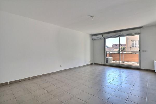 LE ROUET-13008-APPARTEMENT MARSEILLE 3 PIECES-TERRASSE-CAVE-PARKING