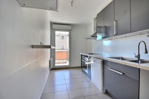 LE ROUET-13008-APPARTEMENT MARSEILLE 3 PIECES-TERRASSE-CAVE-PARKING