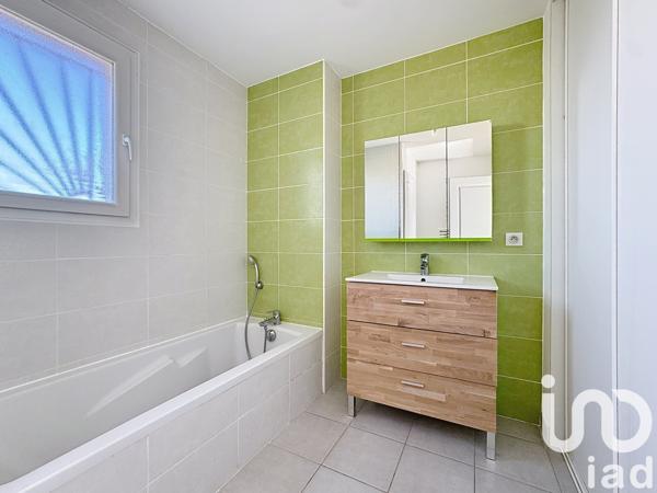 Maison à vendre 4 pièces 79 m² Vinassan