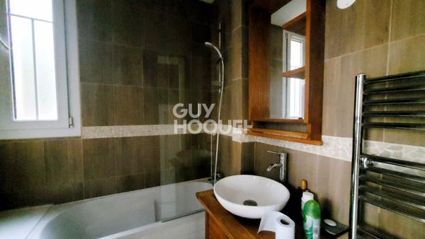 BOIS COLOMBES/ 3 P 52 M² avec jardin