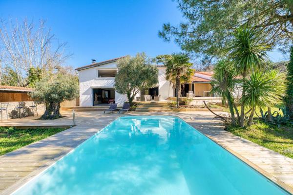 Vente Maison de luxe Saint-Palais-sur-Mer 7 Pièces 290 m²