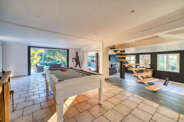 Vente Maison de luxe Saint-Palais-sur-Mer 7 Pièces 290 m²