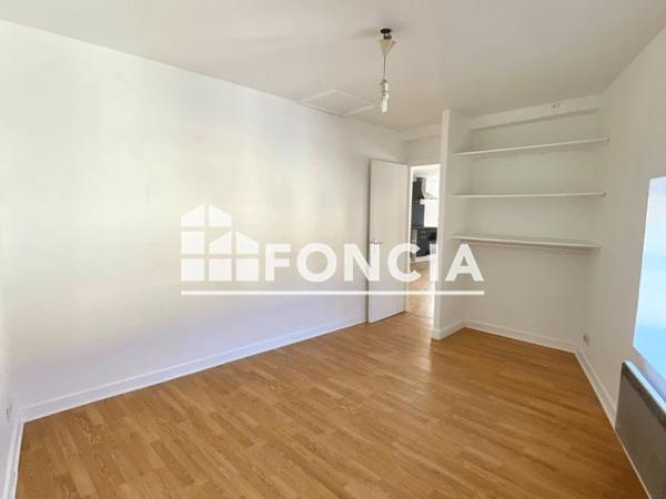 Location Appartement 2 pièces 42 m² - 1 RUE SAINT JEAN Anse 69480