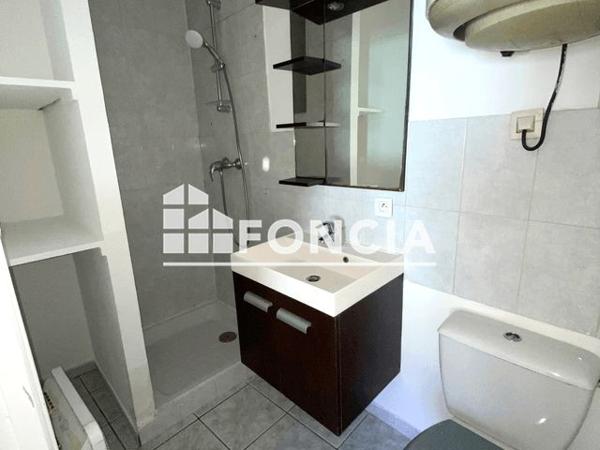 Location Appartement 2 pièces 42 m² - 1 RUE SAINT JEAN Anse 69480