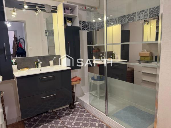 Appartement 3 pièces - 77 m² - Proche collège Cassignol - DPE B - Climatisation