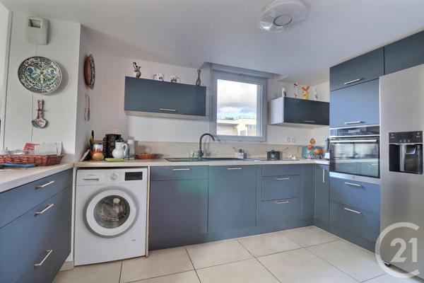 Appartement T4 à vendre  4 pièces - 114 m2 FREJUS - 83