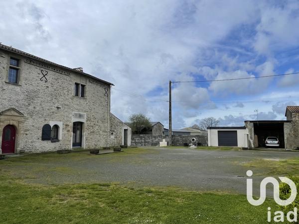 Maison à vendre 5 pièces 105 m² Chantonnay