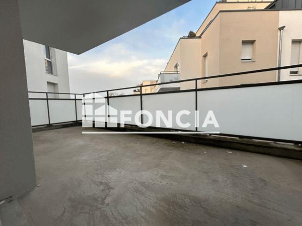 Location Appartement 2 pièces 38.65 m² - RESIDENCE COURS ET JARDINS Longvic 21600