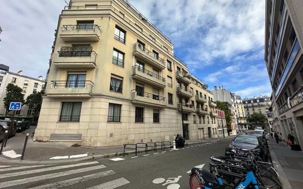 Appartement à vendre    2 pièces • 51,18 m2 Paris 20