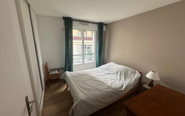 Appartement à vendre    2 pièces • 51,18 m2 Paris 20