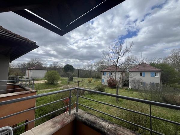 Appartement à louer 580 € CC Prayssac 3 p 42 m² DPE D