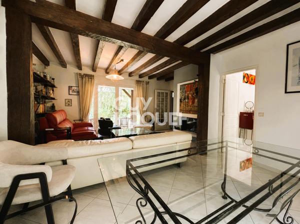 Maison à vendre à Chécy - 7 pièces, 5 chambres, grand terrain