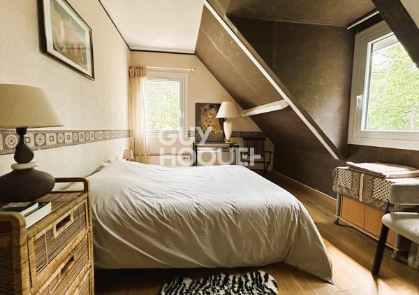 Maison à vendre à Chécy - 7 pièces, 5 chambres, grand terrain