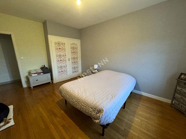 Ensemble immobilier à Saint Christophe En Bresse 8 pièces - 367 000€