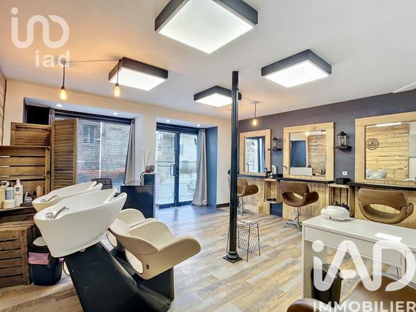 Immeuble à vendre 216 m² Condé-Sainte-Libiaire