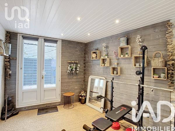 Immeuble à vendre 216 m² Condé-Sainte-Libiaire