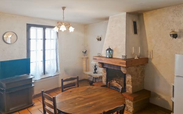 Maison à vendre    3 pièces •  Saint-Martin-de-Brômes