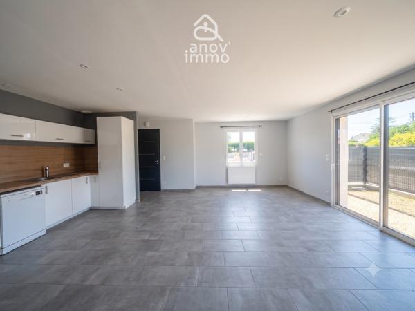 Maison
                                                                                                                                                                                                                                                                                                                        4 pièce(s)                                                                                                                                                                                                          3 chambre(s)                                                                                                                                                                                                          88  m²