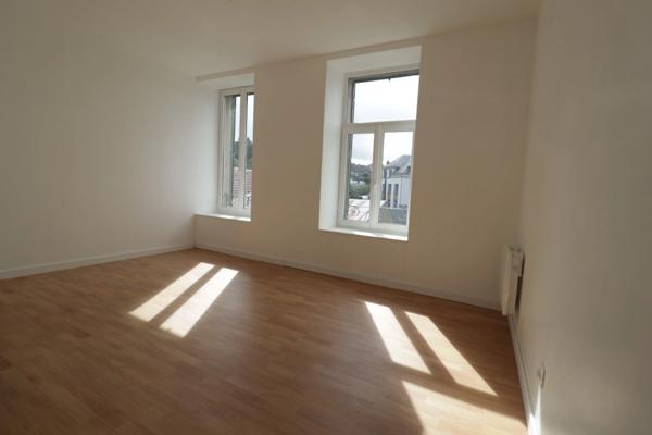 Maison à vendre 7 pièces MAURIAC (15)