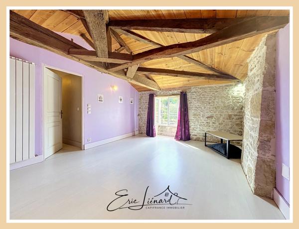 Maison à vendre 8 pièces NANTEUIL (79)