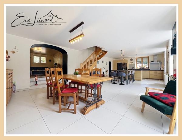 Maison à vendre 8 pièces NANTEUIL (79)