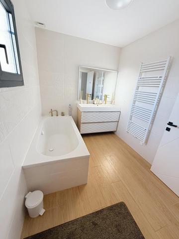 Maison à SALLELES-D'AUDE, 11590 - 4 pièces 149m²