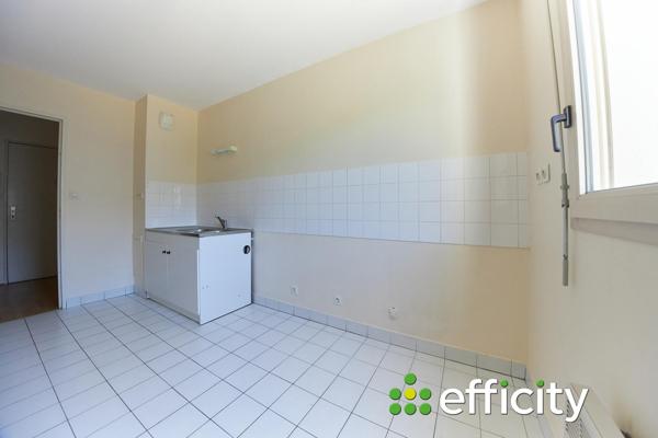 Appartement
         3 pièces
        - 67 m² Exclusivité 179 000 € *