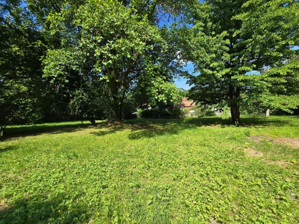 Vente Maison de luxe Nontron 10 Pièces 372 m²