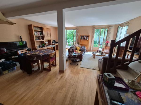 Maison Fourqueux 7 pièce(s) 140 m2 790 000 € **  - Référence  18518