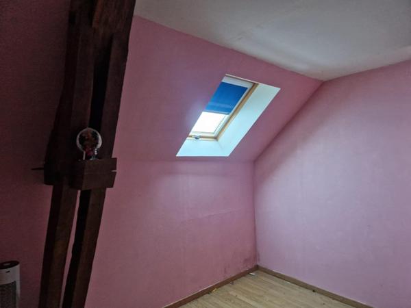 MAISON 5 CHAMBRES avec garage et terrain