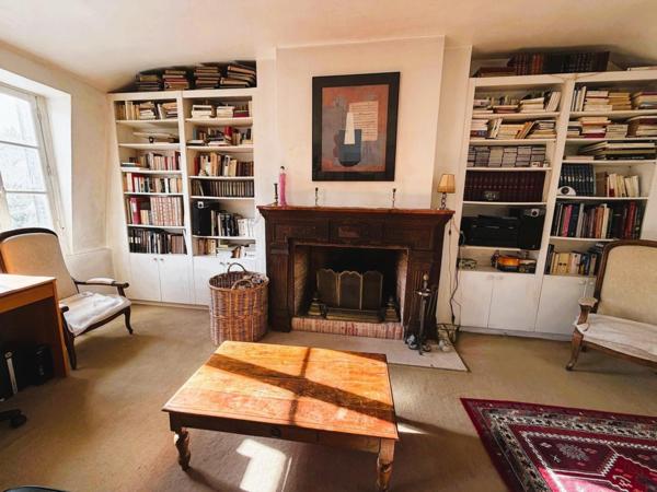 Maison familiale — 210 m² sur 956 m² de terrain rare, rue de la Chapelle