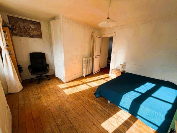 Maison familiale — 210 m² sur 956 m² de terrain rare, rue de la Chapelle