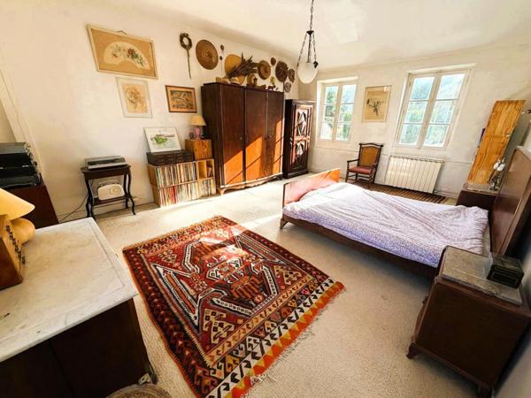 Maison familiale — 210 m² sur 956 m² de terrain rare, rue de la Chapelle