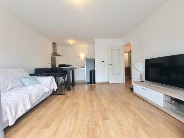 Appartement Récent T2 Secteur prisé la RHONELLE + place de Parking - Résidence Sécurisée