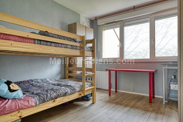 MAISON 4 CHAMBRES 140 M2