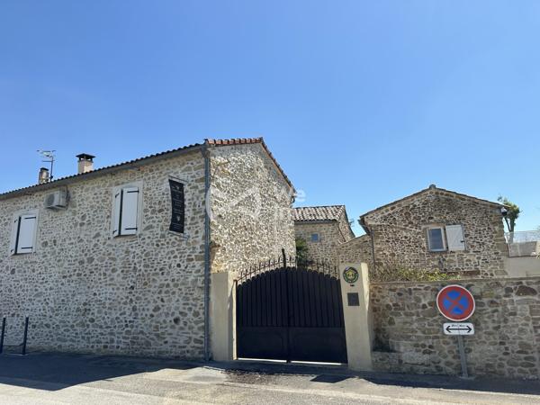 Domaine de charme en Cévennes avec gîtes et spa panoramique