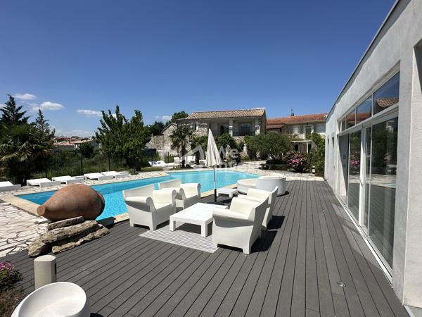 Domaine de charme en Cévennes avec gîtes et spa panoramique