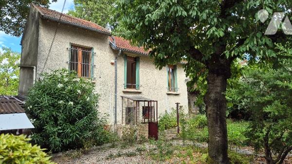 A CACHAN (94230), 11, sentier Henri Dupuis, un pavillon de 62 m²