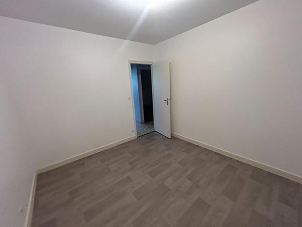 NIORT NORD MAISON T5 113 M², Niort 79000