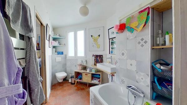 Ensemble immobilier en monopropriété aux portes de Paris – Deux logements indépendants – Quartier des Coutures