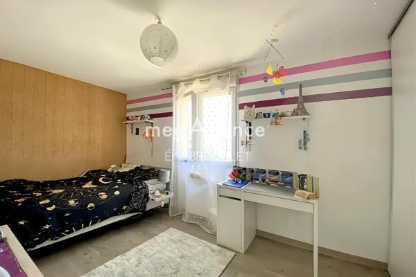 Maison à Saint-Georges-sur-Loire, 49170 - 6 pièces 125m²