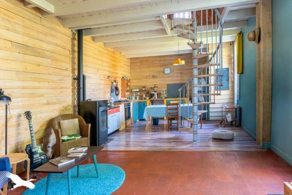 Maison à vendre |  Saint-Aigulin |  8 pièces | 156 m²