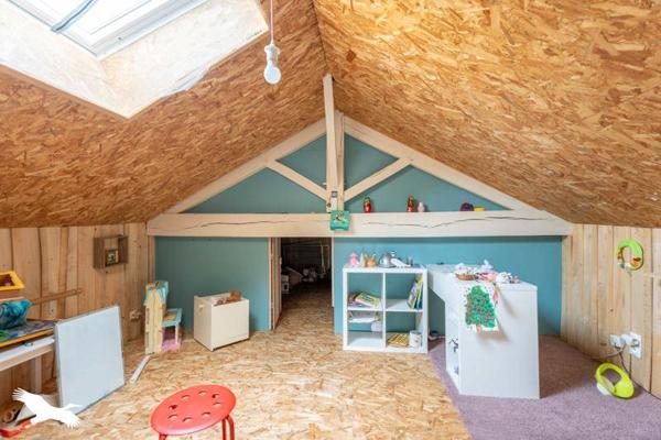 Maison à vendre |  Saint-Aigulin |  8 pièces | 156 m²