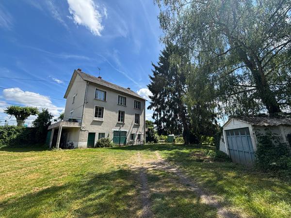 EN VENTE - 2H30 PARIS - COURS LES BARRES - BELLE MAISON 7 CHAMBRES - TERRAIN