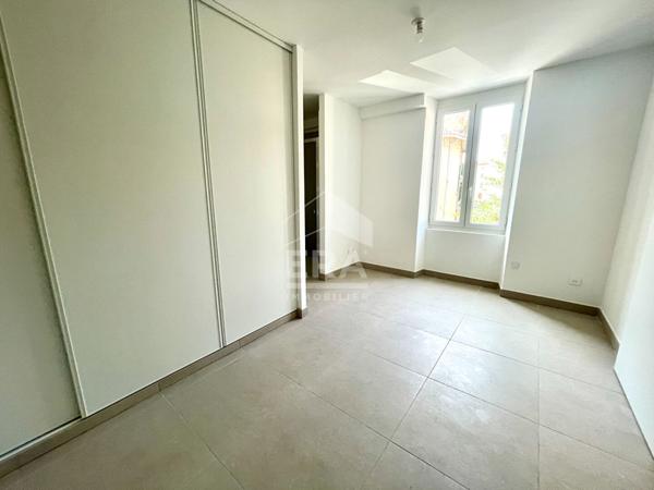 Appartement Saint Cannat 2 pièces 50 m2