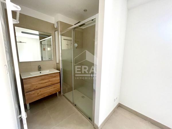 Appartement Saint Cannat 2 pièces 50 m2