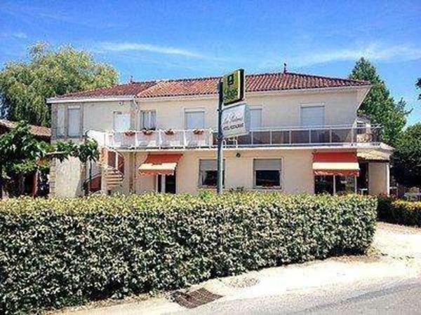 Fonds de commerce Hotel restaurant 2 étoiles à vendre proche de BLAYE (33)