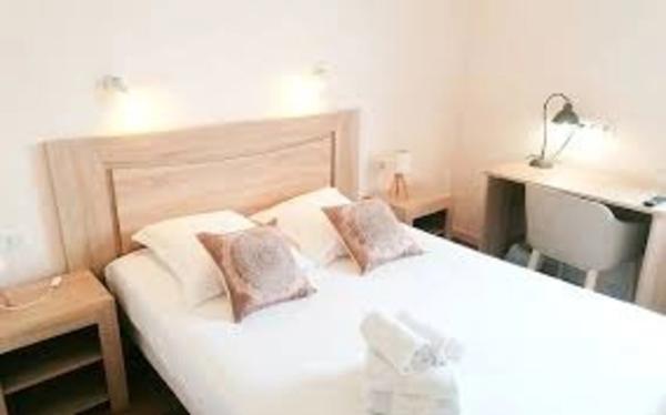 Fonds de commerce Hotel restaurant 2 étoiles à vendre proche de BLAYE (33)