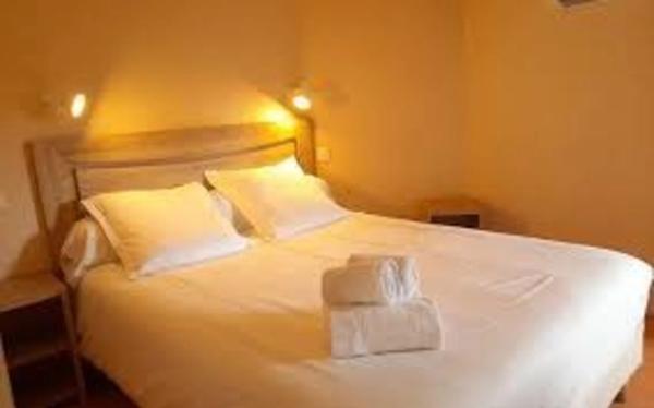 Fonds de commerce Hotel restaurant 2 étoiles à vendre proche de BLAYE (33)