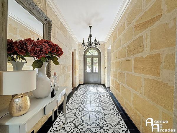 MAISON PIERRE - CAMBES Bordeaux (33000)